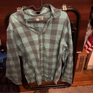 Old Navy Men's Green and Gray Checkered Shirt